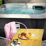 Le Cemarose & Terrace Garden & Lovely View Holiday home Epernay