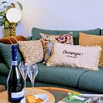 Le Cemarose & Terrace Garden & Lovely View Holiday home *