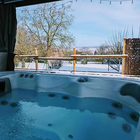 Feriehus Le Cemarose & Terrace Garden & Lovely View
