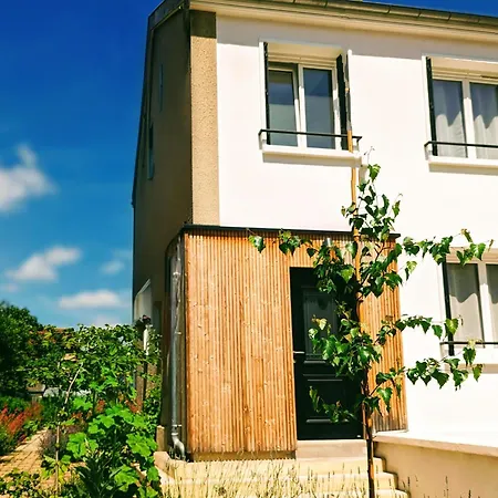 Prázdninový dům Le Cemarose: Spa, Jardin, Terrasse Et Jolie Vue Au Coeur D'epernay *