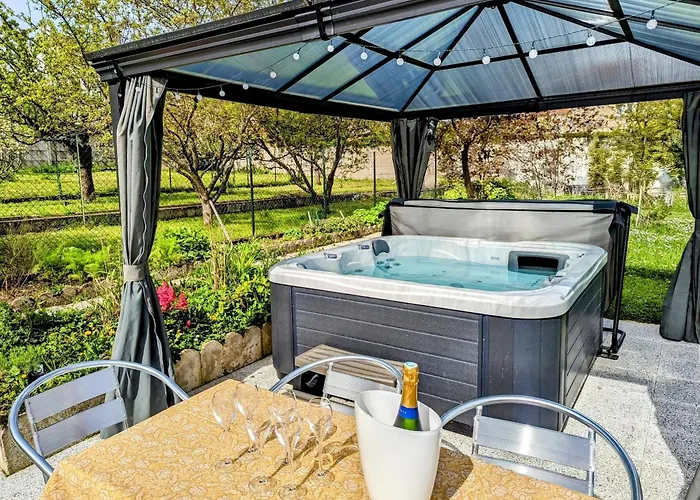 Le Cemarose & Terrace Garden & Lovely View *