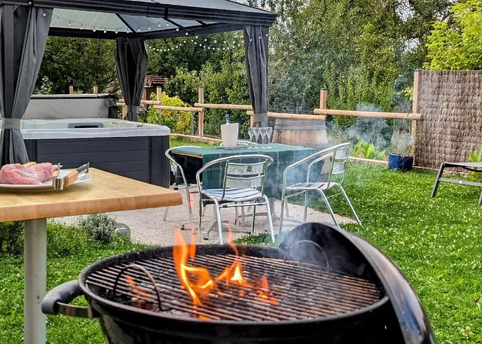 Le Cemarose & Terrace Garden & Lovely View Vakantiehuis Épernay